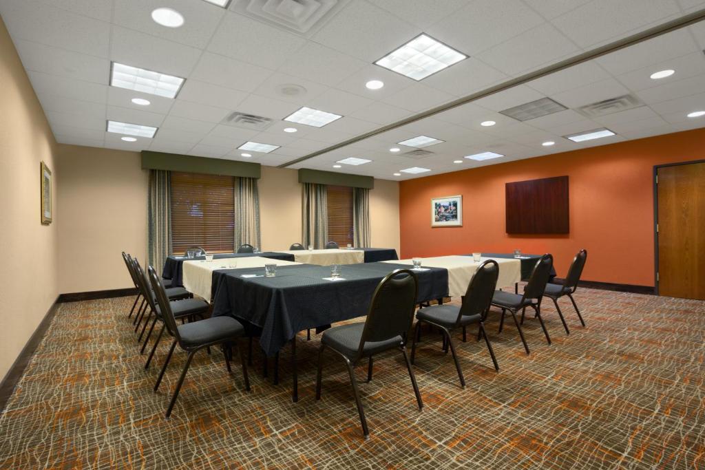 Country Inn & Suites By Radisson, Wolfchase-Memphis, Tn Dış mekan fotoğraf