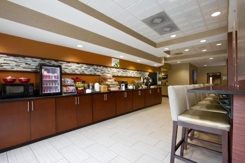 Country Inn & Suites By Radisson, Wolfchase-Memphis, Tn Dış mekan fotoğraf